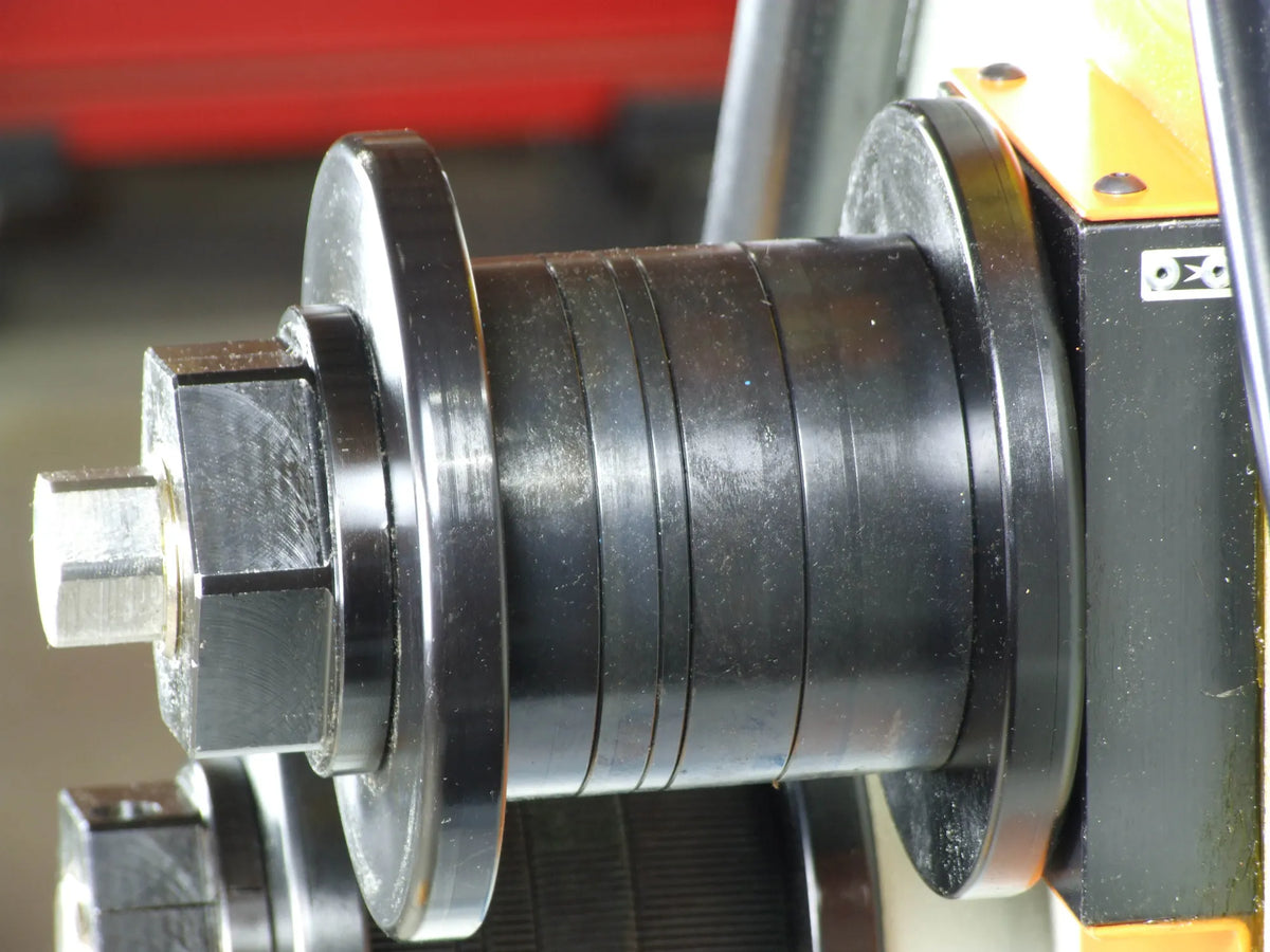 Baileigh R-M55 Manual Roll Bender