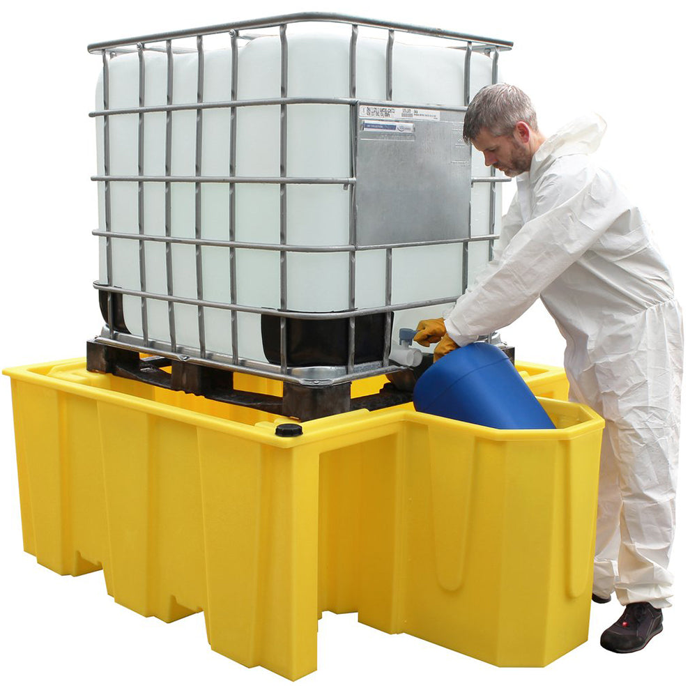 Single IBC Spill Pallet & integ'd dispr